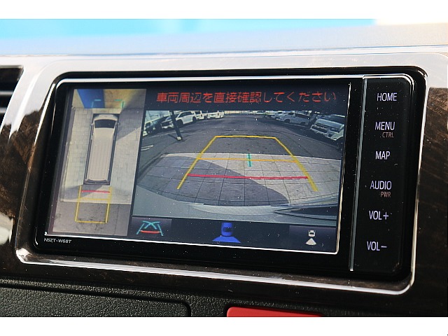 バックカメラ、パノラミックビューモニター！