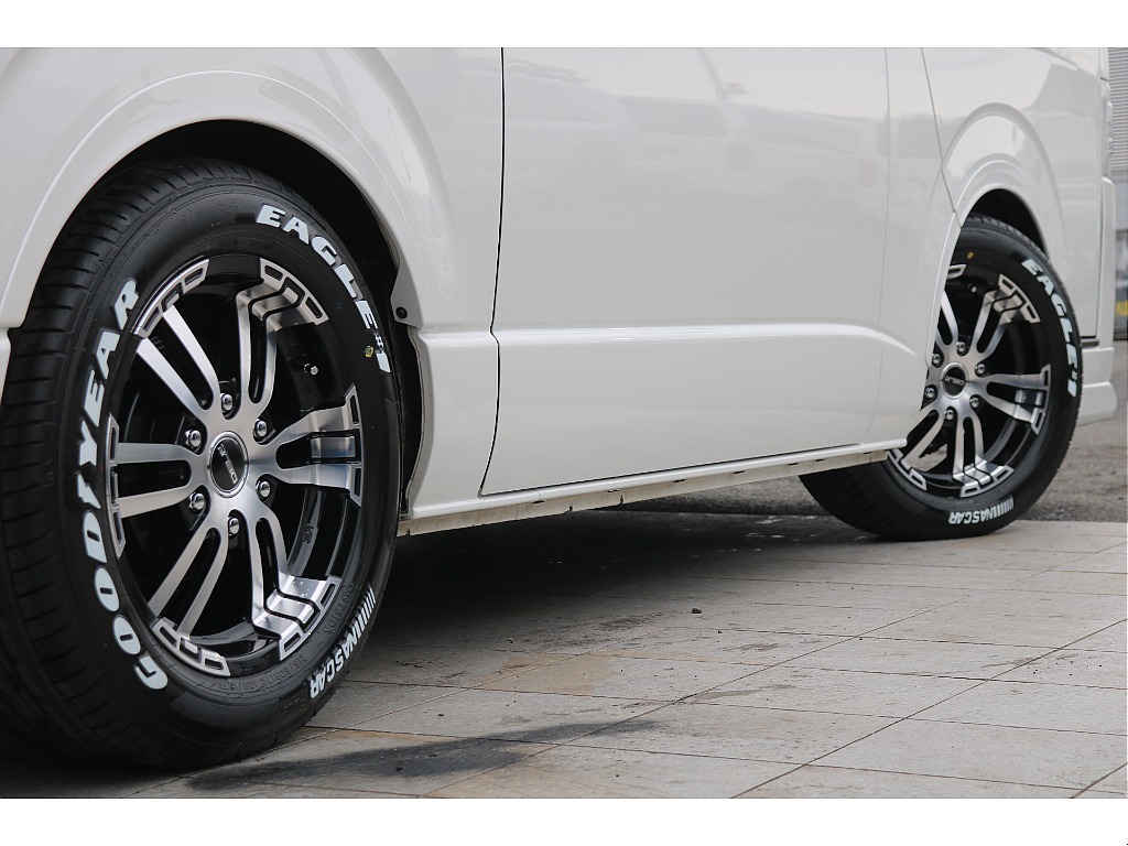 新品FLEX DELF02 17インチアルミ、ナスカータイヤセット！