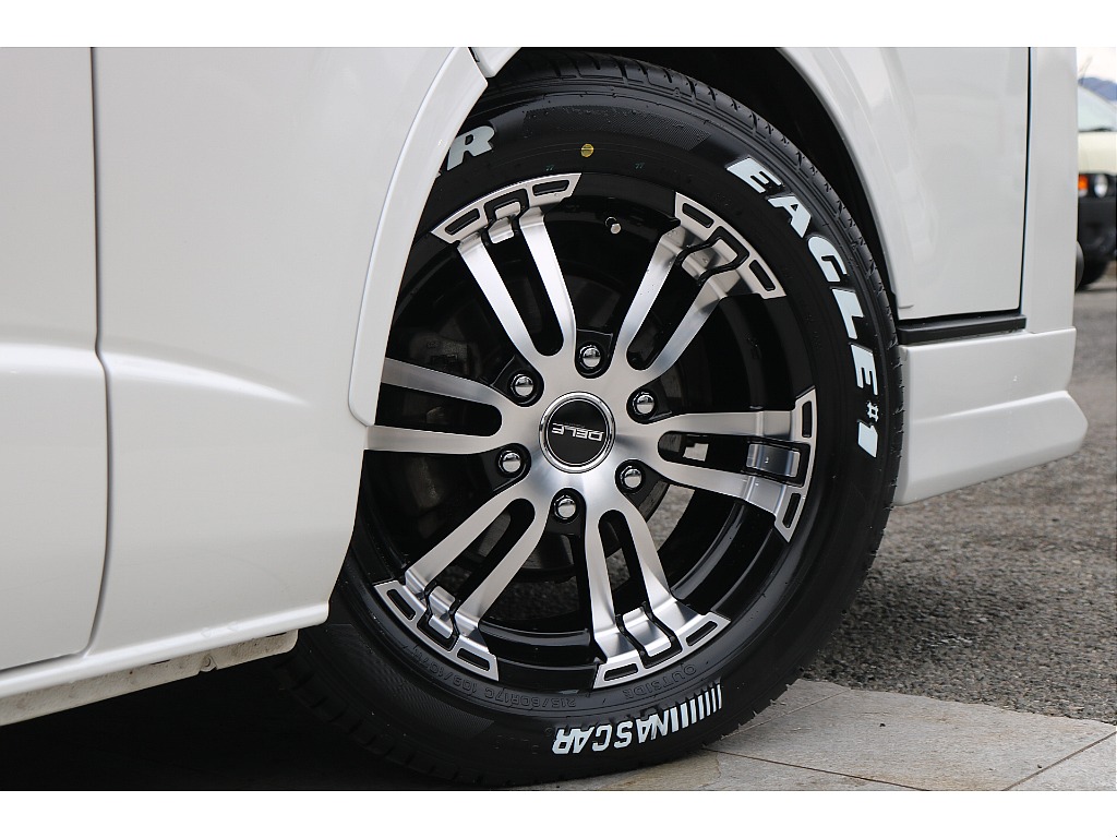 新品FLEX DELF02 17インチアルミ、ナスカータイヤセット！