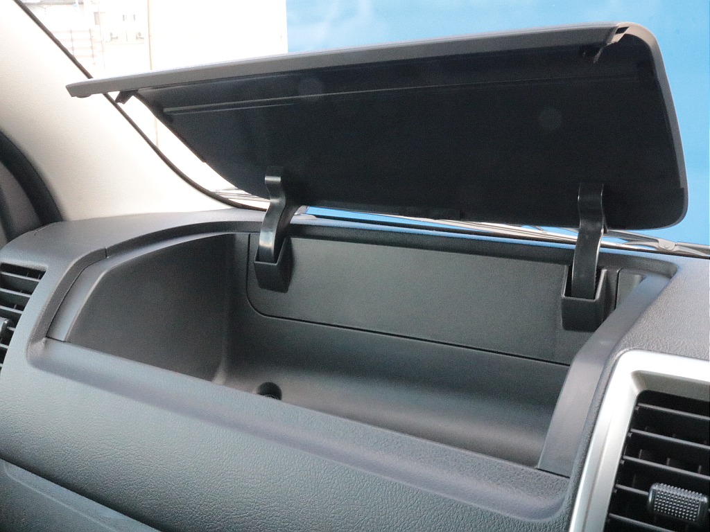 助手席収納ボックス！