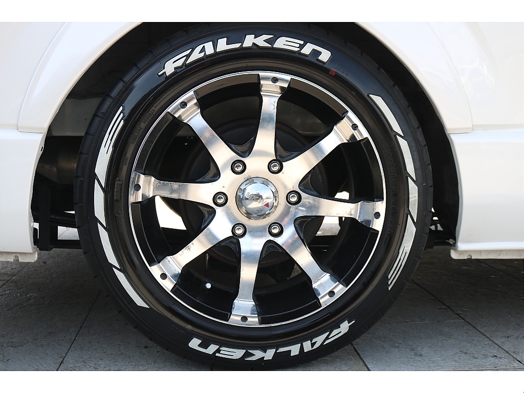 MKW17インチアルミ、ファルケンW11タイヤ！
