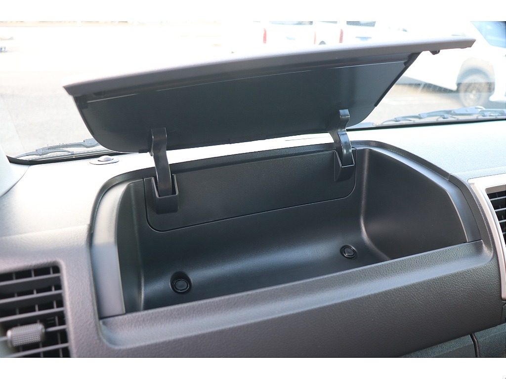 助手席収納ボックス！