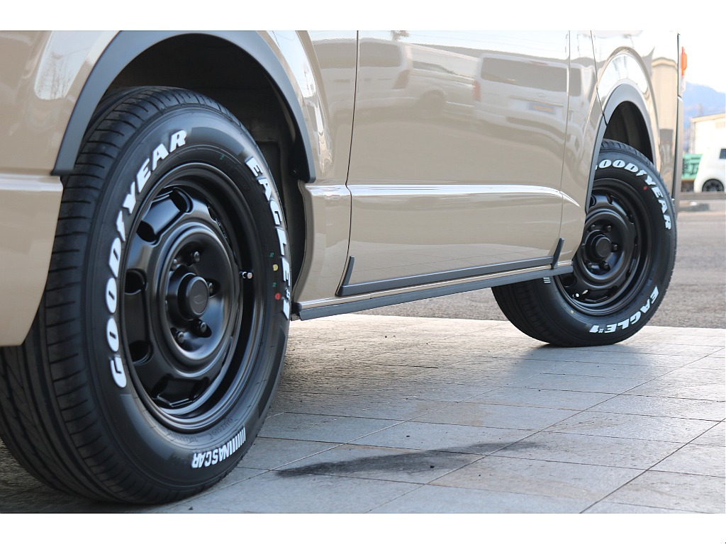 FLEX Paw16インチアルミ、グッドイヤーナスカータイヤ！