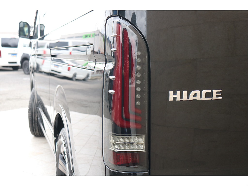 トヨタ ハイエース(11枚目)