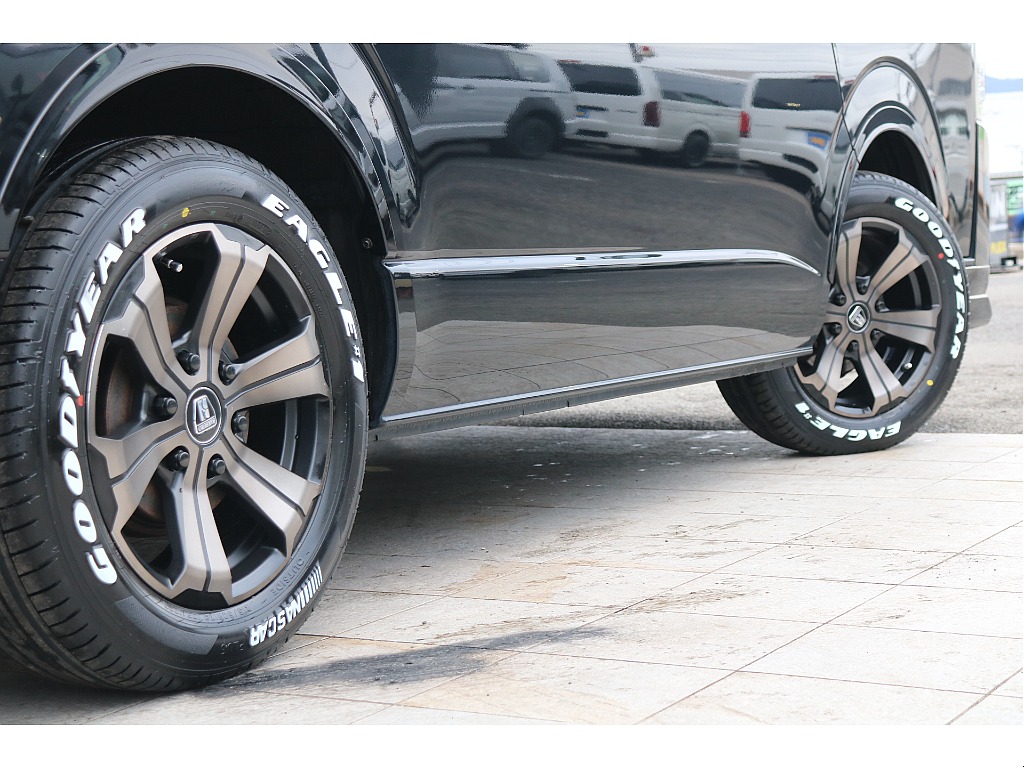 トヨタ ハイエース(17枚目)