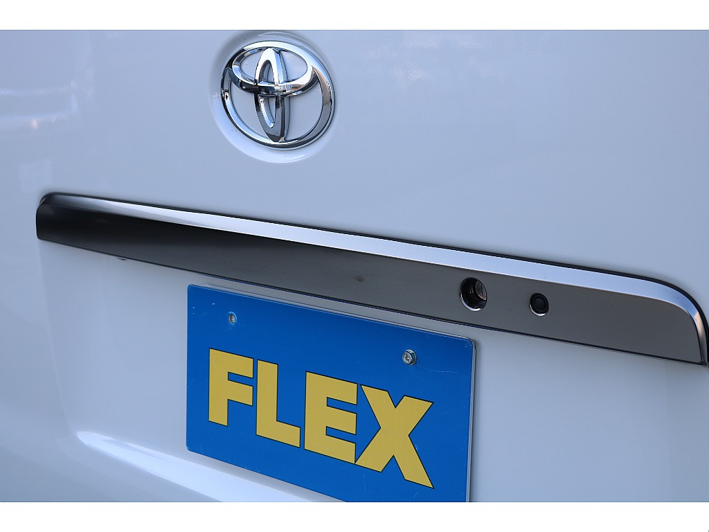 ダークプライムS専用サテンメッキリアガーニッシュ！