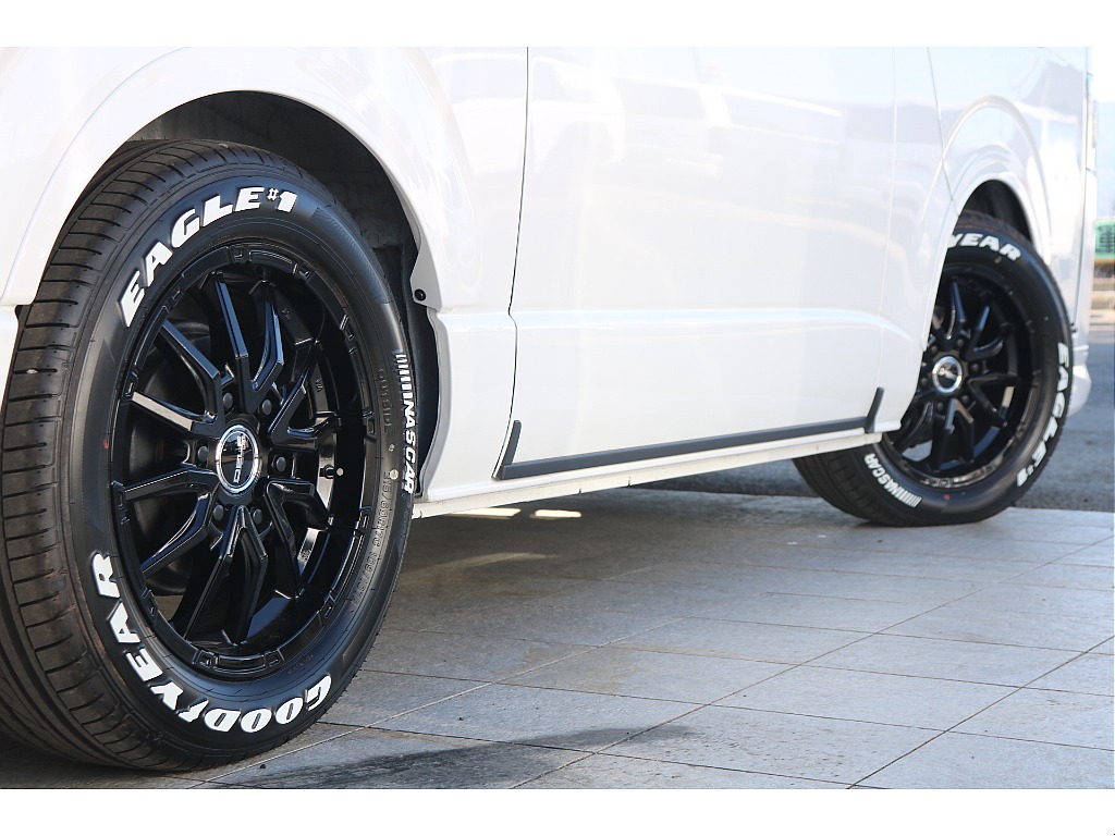 新品FLEX DELF06 17インチアルミ、グッドイヤーナスカータイヤ！