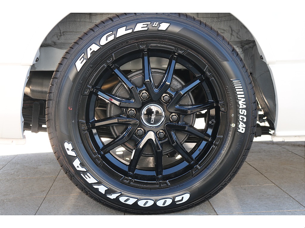 新品FLEX DELF06 17インチアルミ、グッドイヤーナスカータイヤ！