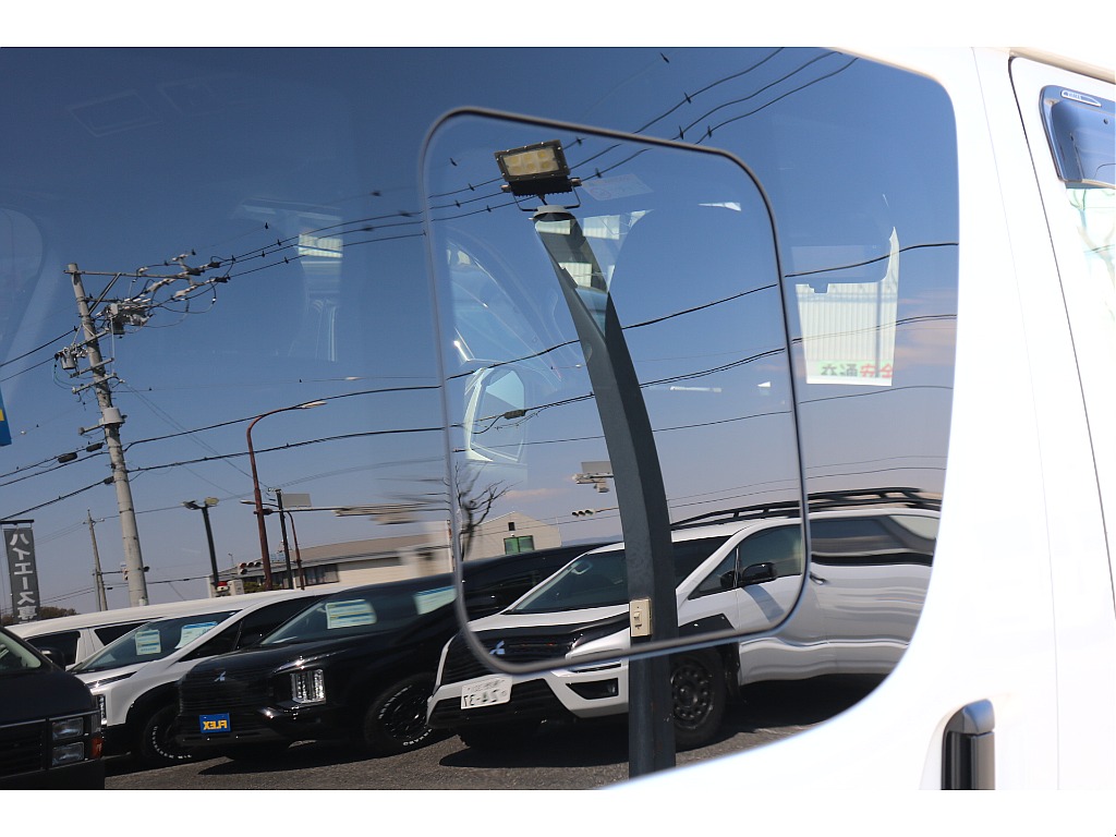 小窓付き窓ガラス！