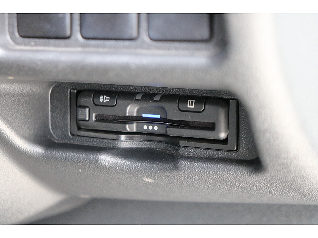 トヨタ ハイエース(14枚目)