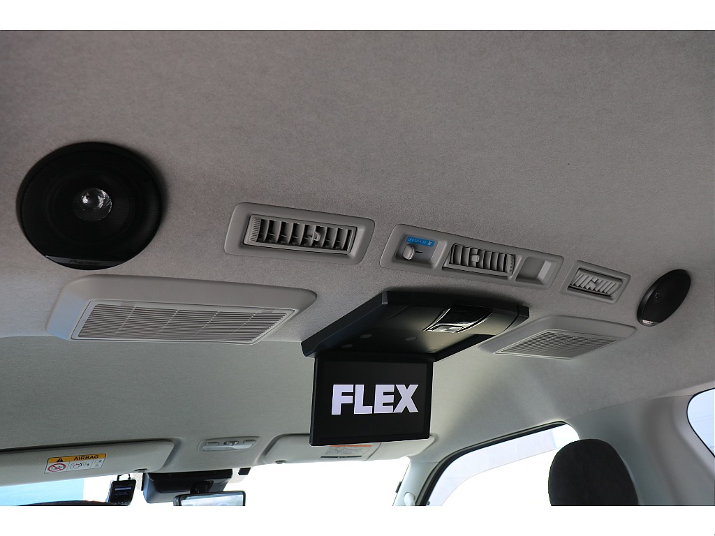 トヨタ ハイエース(10枚目)