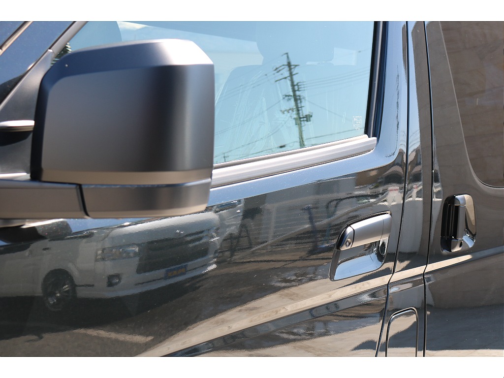 メッキ部マッドブラック塗装！