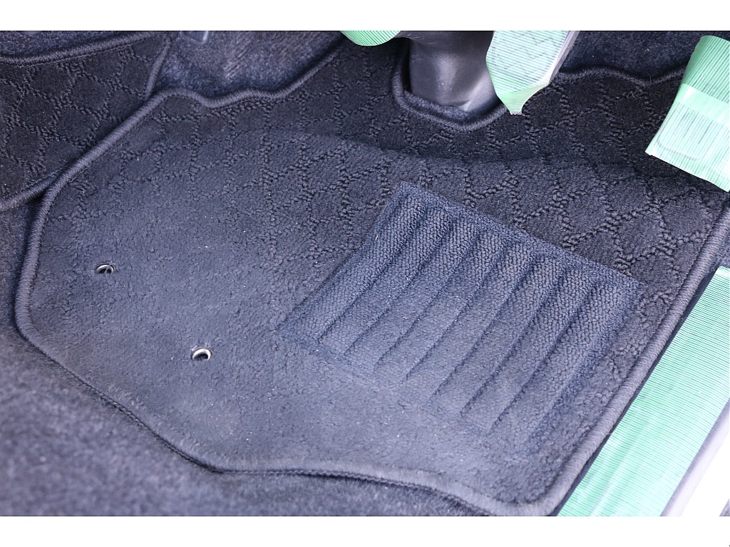 フロアマット付！