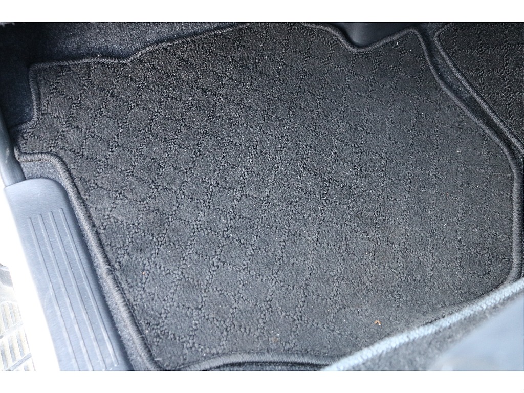 フロアマット付！