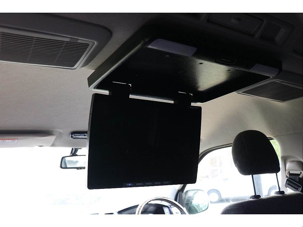 フリップダウンモニター！