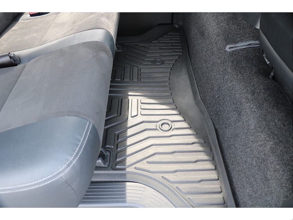 前後フロアマット付！