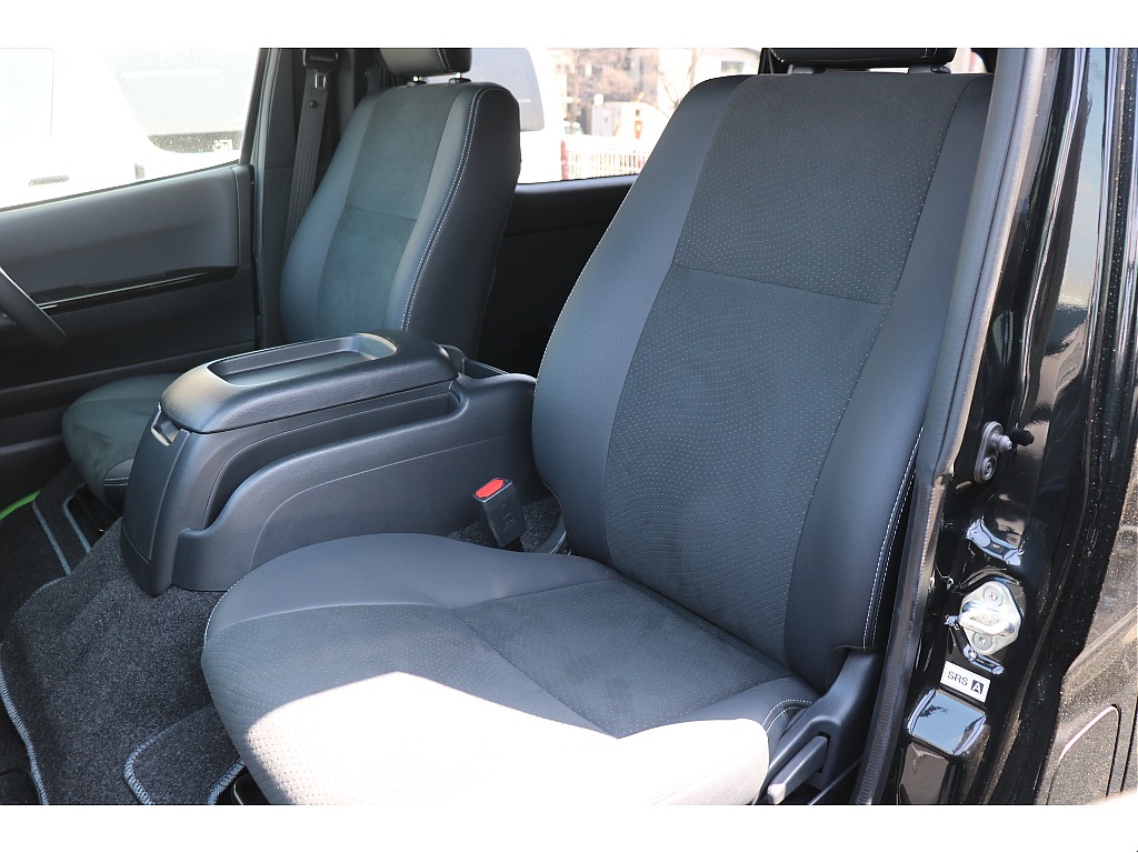 ダークプライムⅡ専用ハーフレザーシート！