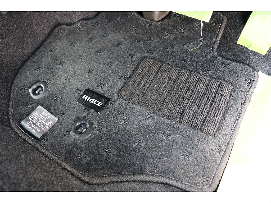 フロアマット付！