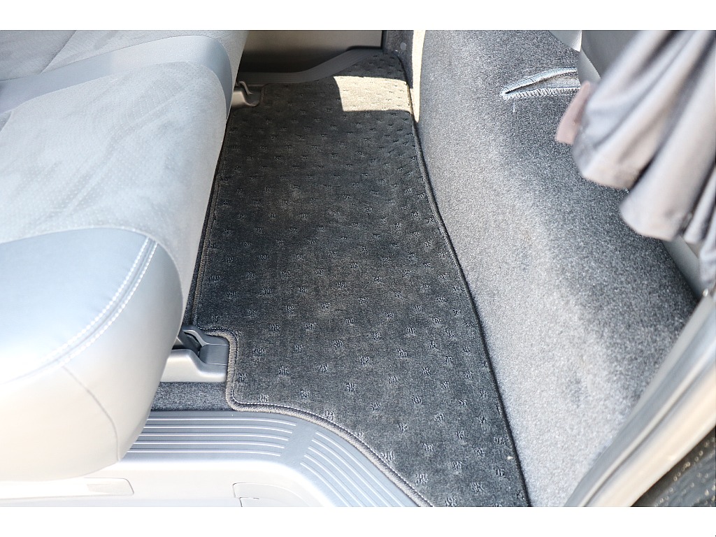 フロアマット付！