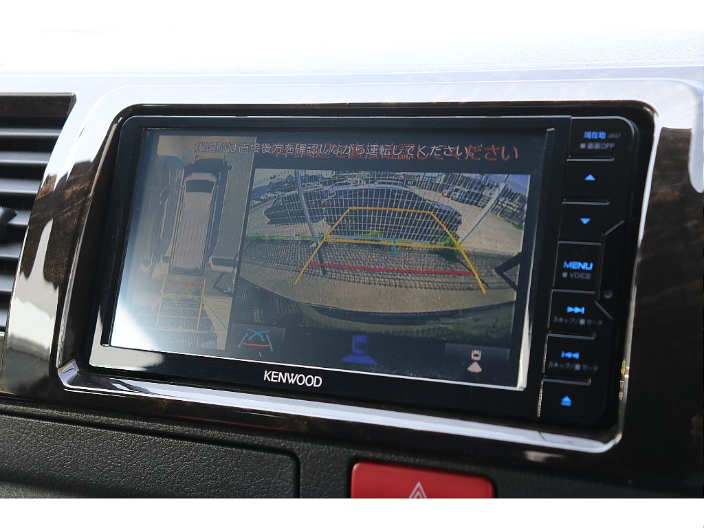 バックカメラ、パノラミックビューモニター！