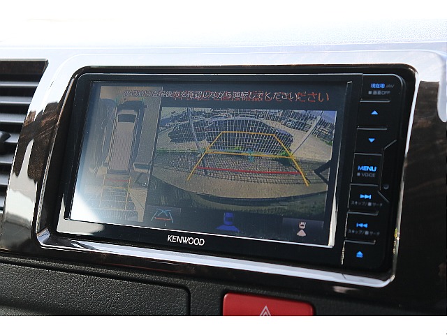 バックカメラ、パノラミックビューモニター！