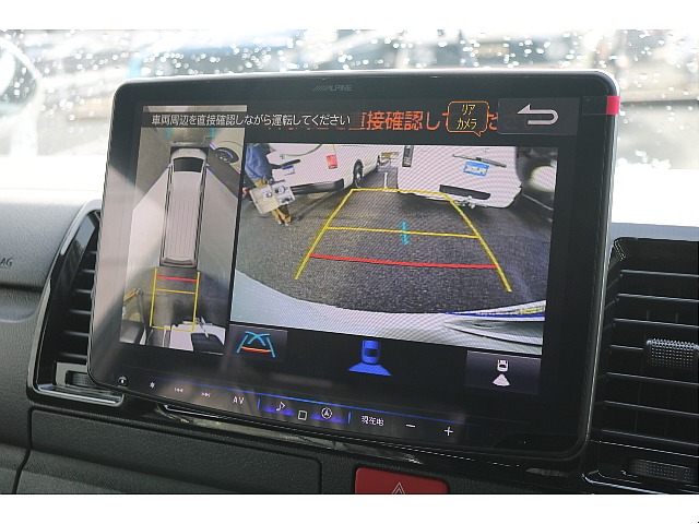 バックカメラ、パノラミックビューモニター！