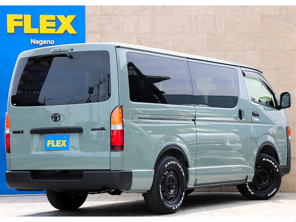 アースカラーパッケージ！登録済未使用車！