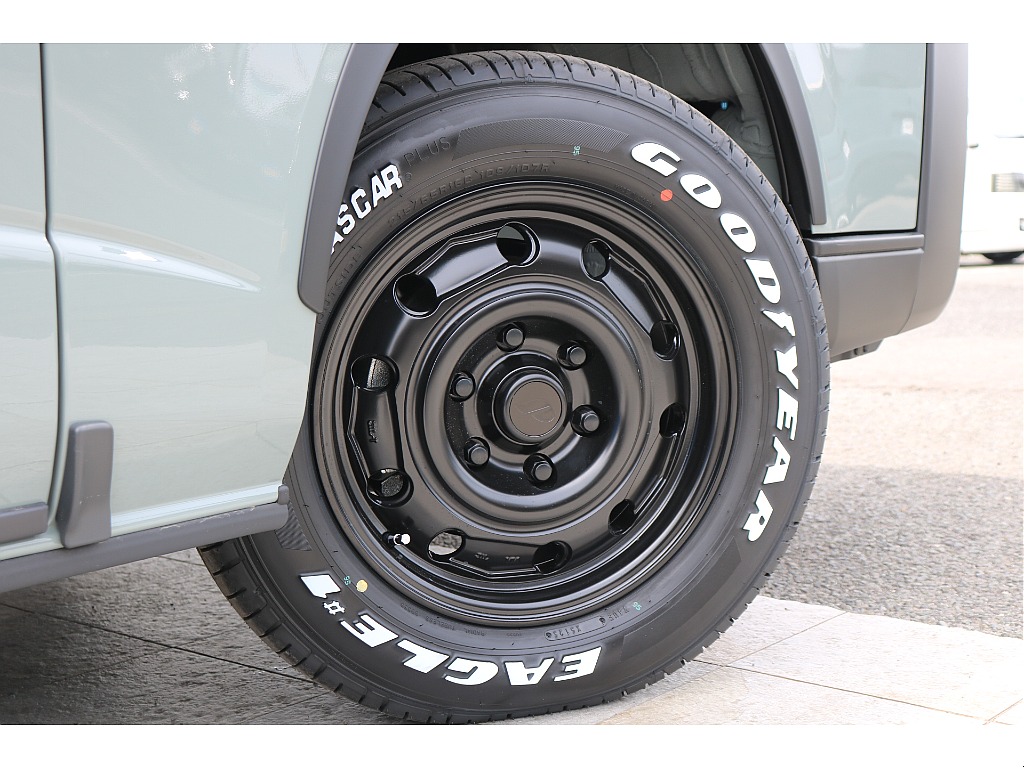 FLEX Paw16インチアルミ、グッドイヤーナスカータイヤ！