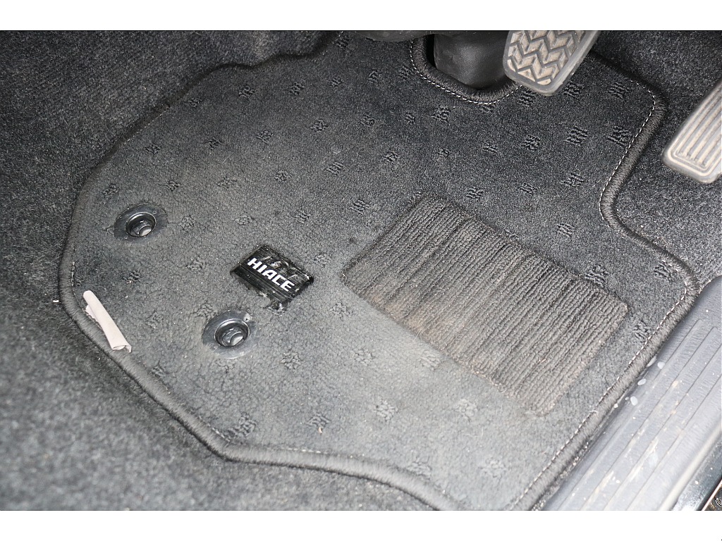 フロアマット付！