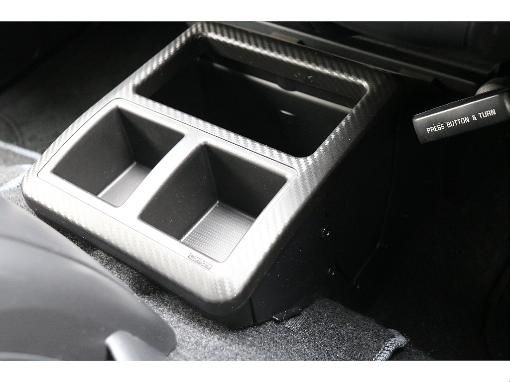 コンソール下ダストボックス！