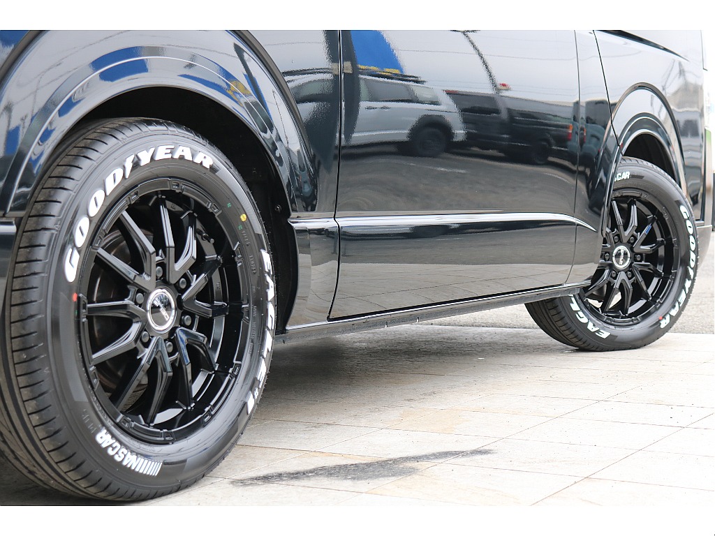 新品FLEX DELF06 17インチアルミ、グッドイヤーナスカータイヤ！