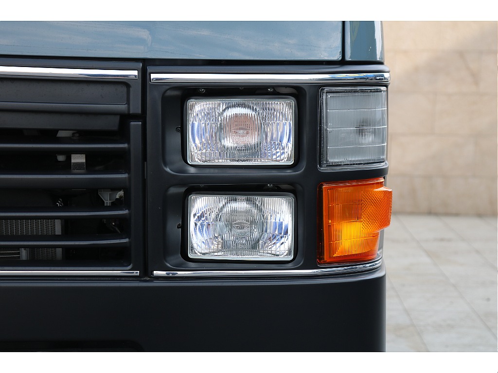 Renocaコーストライン角目4灯！