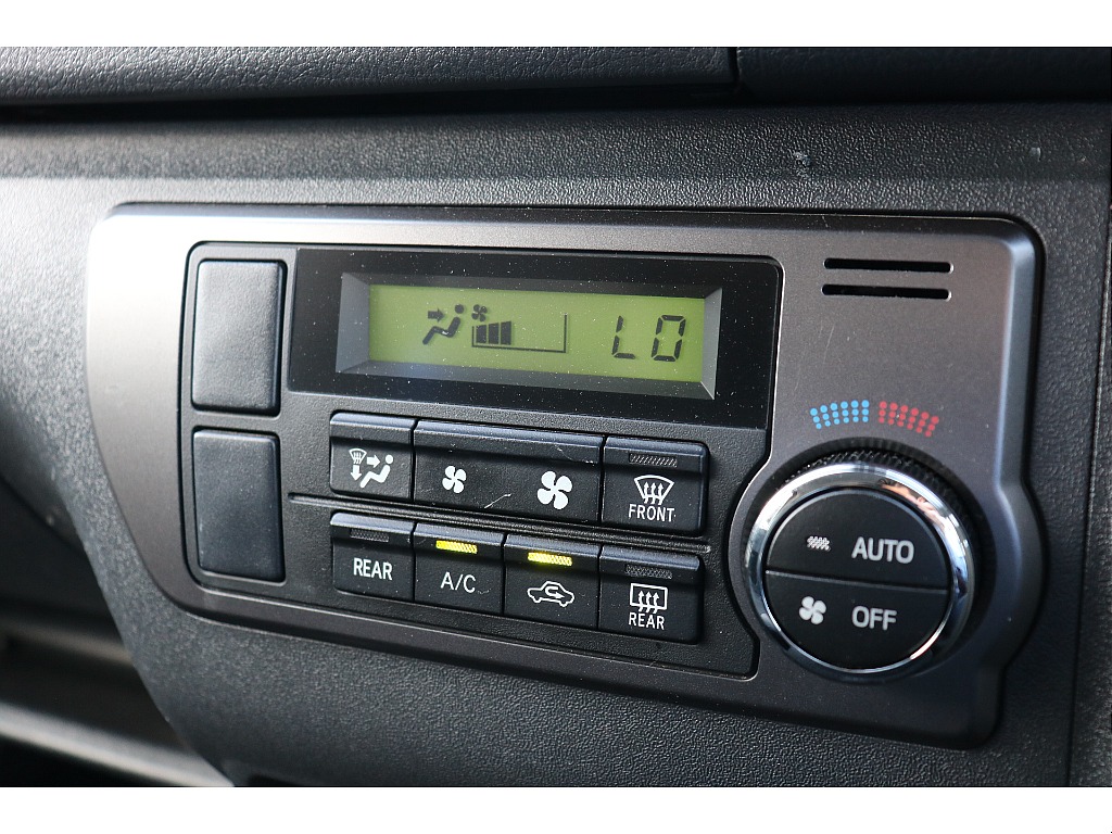 フロントオートエアコン！