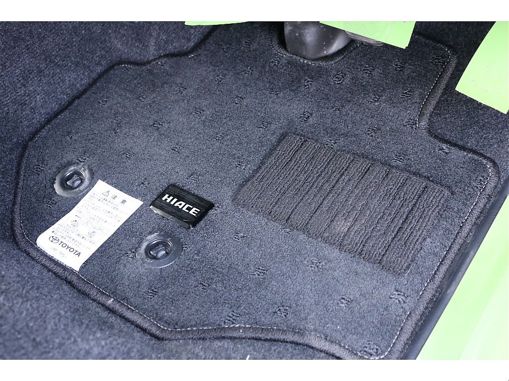 フロアマット付！