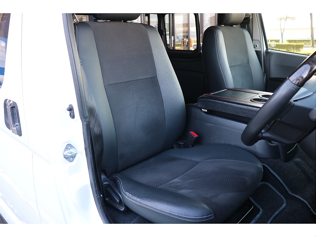 ダークプライムⅡ専用ハーフレザーシート！