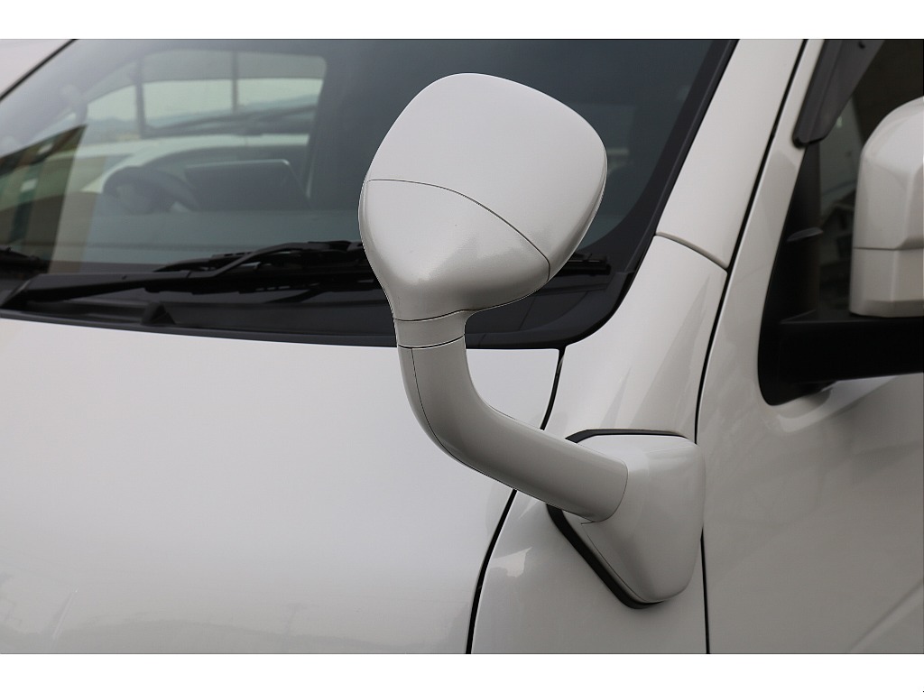 トヨタ ハイエース(12枚目)