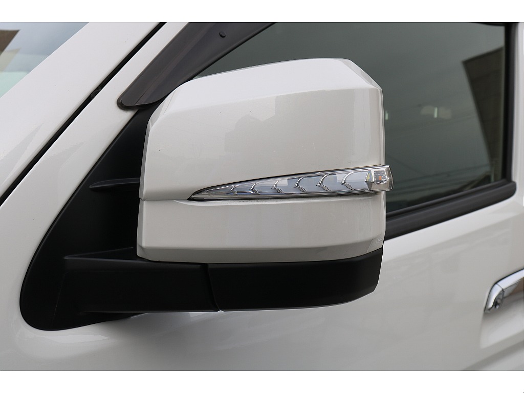 トヨタ ハイエース(13枚目)