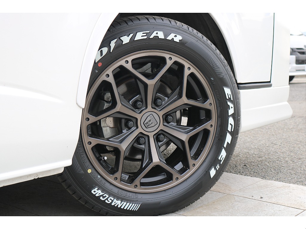 トヨタ ハイエース(22枚目)