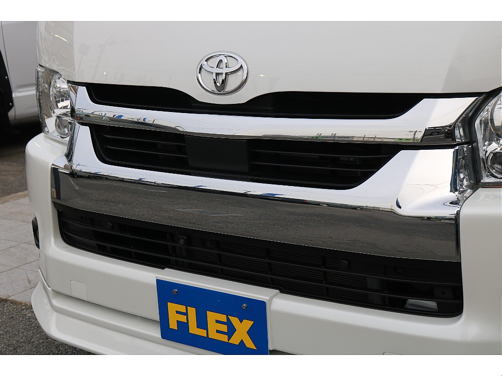 トヨタ ハイエース(10枚目)