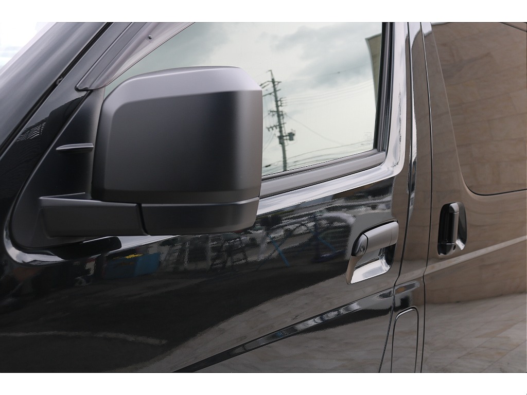 メッキ部マッドブラック塗装！