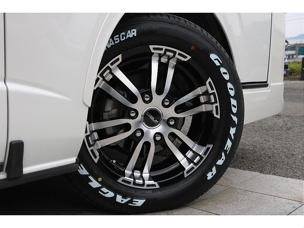 FLEX DELF02 17インチアルミ、グッドイヤーナスカータイヤ！