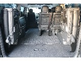 4列目シートは跳ね上げ可能！