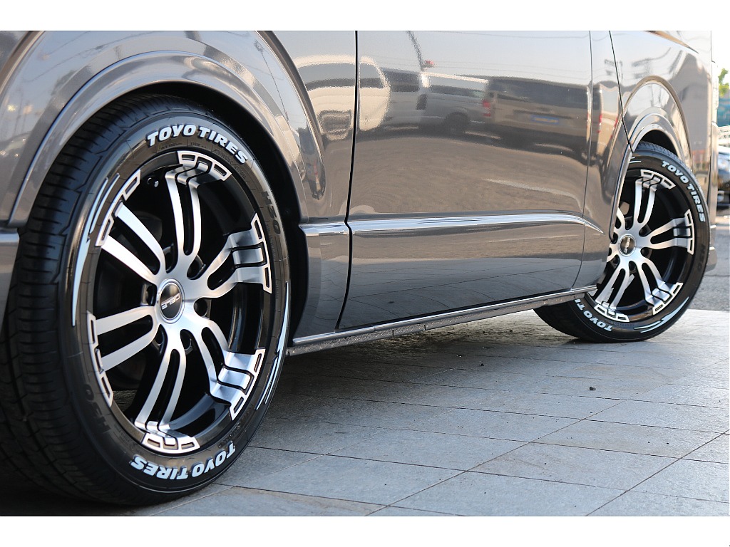 FLEX DELF02 18インチアルミ、TOYO H30タイヤセット！