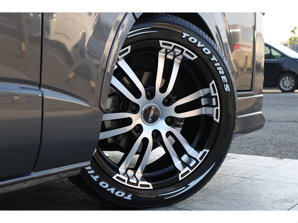 FLEX DELF02 18インチアルミ、TOYO H30タイヤセット！