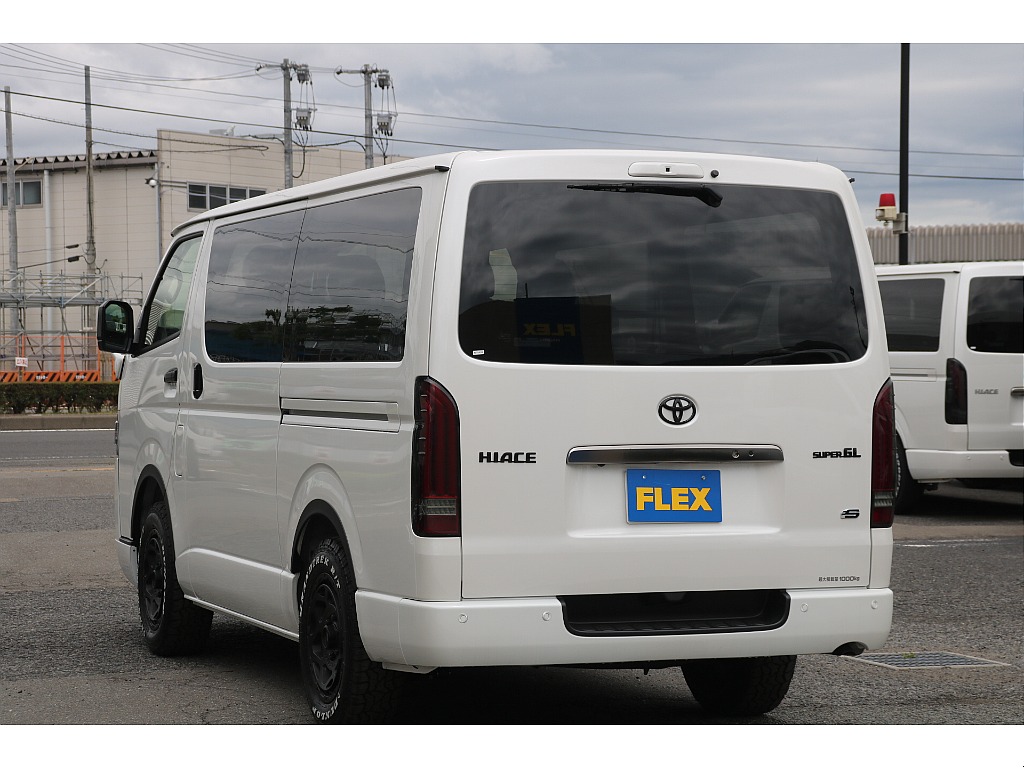 トヨタ ハイエースバン(21枚目)