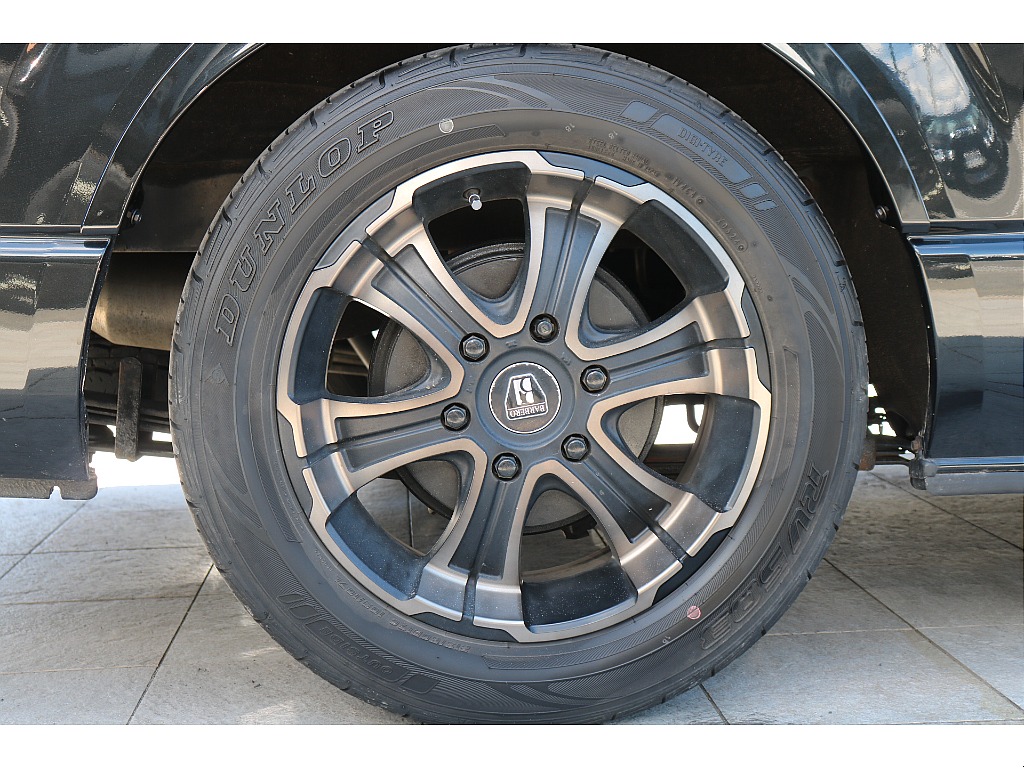 FLEXワイルドディープス17インチアルミ、ダンロップRV503タイヤ！