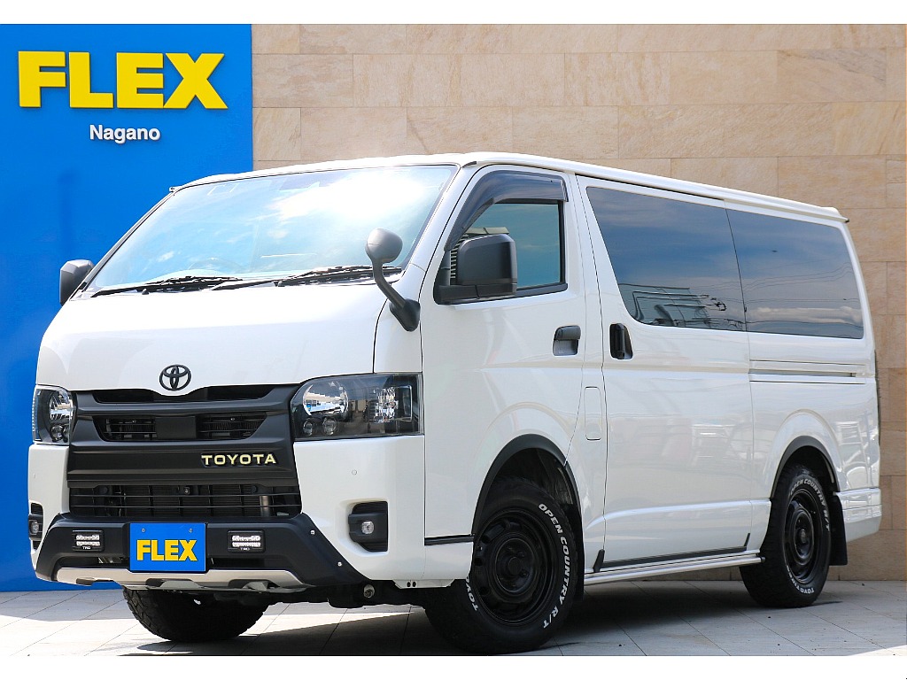 ハイエース長野店までお問い合わせお待ちしております！ R5ハイエースバンS-GLダークプライムⅡディーゼルターボ4WD！カスタム盛りだくさん！TRDフルエアロのブラックエディション！BIG-Xナビ！