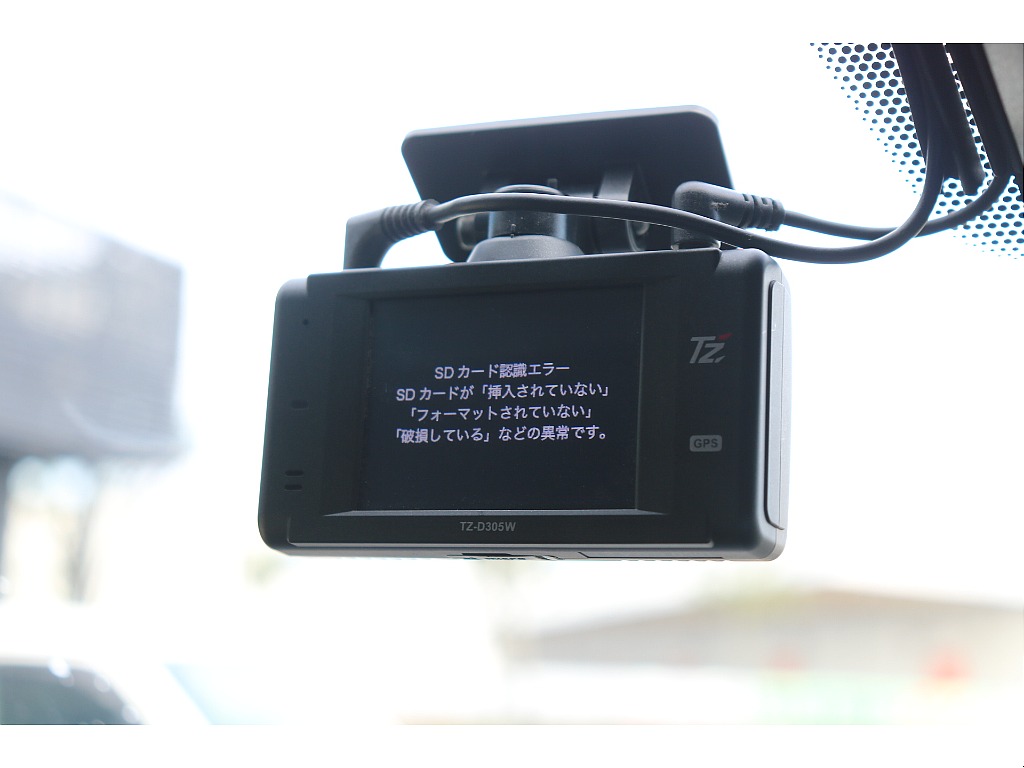 トヨタ&nbsp;ハイエースバン&nbsp;5D2.8DTスーパーGLダークプライムⅡL 4WD&nbsp;BIG-Xナビ、ベッドキット！&nbsp;長野県の詳細画像&nbsp;その11