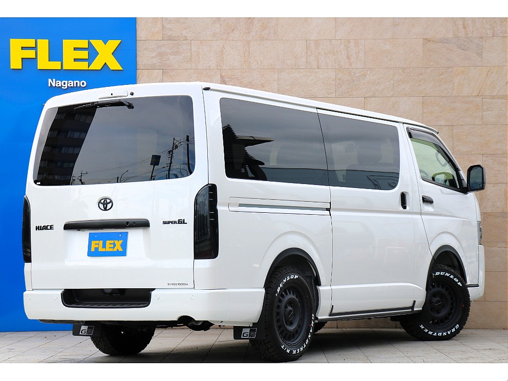 トヨタ&nbsp;ハイエースバン&nbsp;5D2.8DTスーパーGLダークプライムⅡL 4WD&nbsp;BIG-Xナビ、ベッドキット！&nbsp;長野県の詳細画像&nbsp;その3