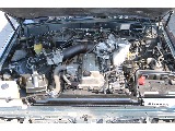 4500ｃｃ　直列６気筒24バルブ　215馬 力のビックエンジン。エンジンルームにお馬さんが215頭いますので、すごい力ですよね？（笑）